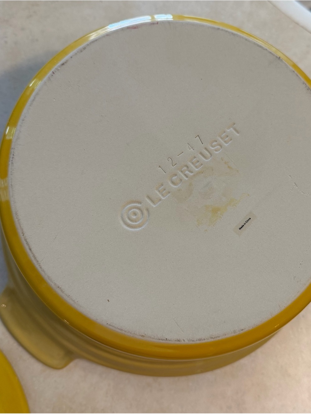 Le Creuset RARE 3 Quart round Casserole QUINCE (Yellow) NWT - Picture 6 of 8